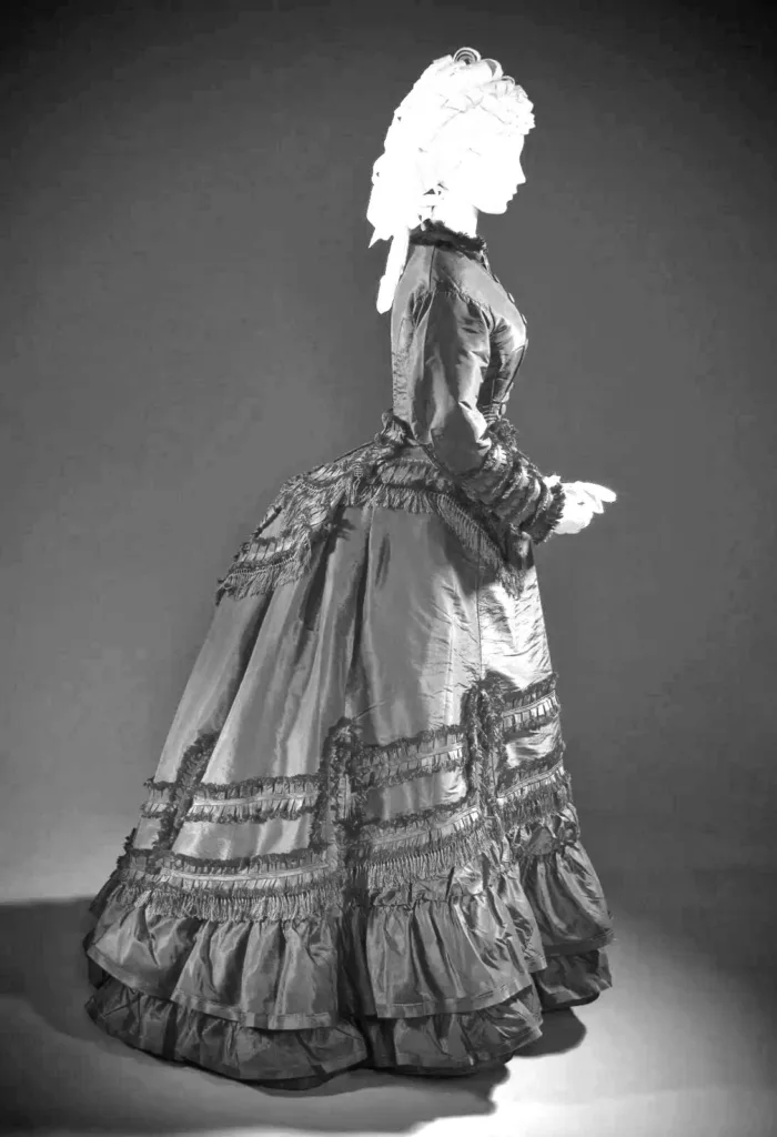 bustle was notably fashionable in Europe and the United States for most of the 1870s and again in the 1880s.